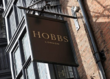 尽管最近关闭了商店 霍布斯仍在计划扩张商店
